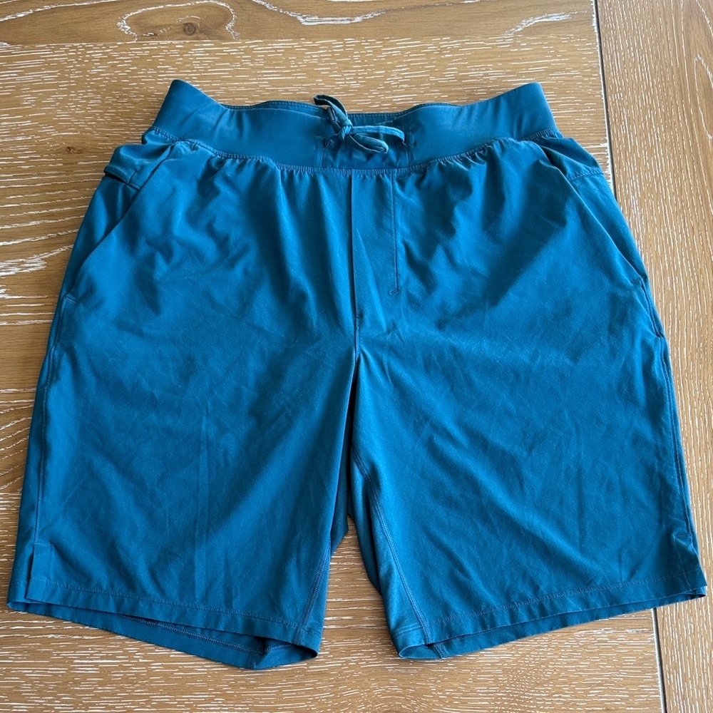 Lululemon T.H.E. Shorts 9" Athletic Shorts